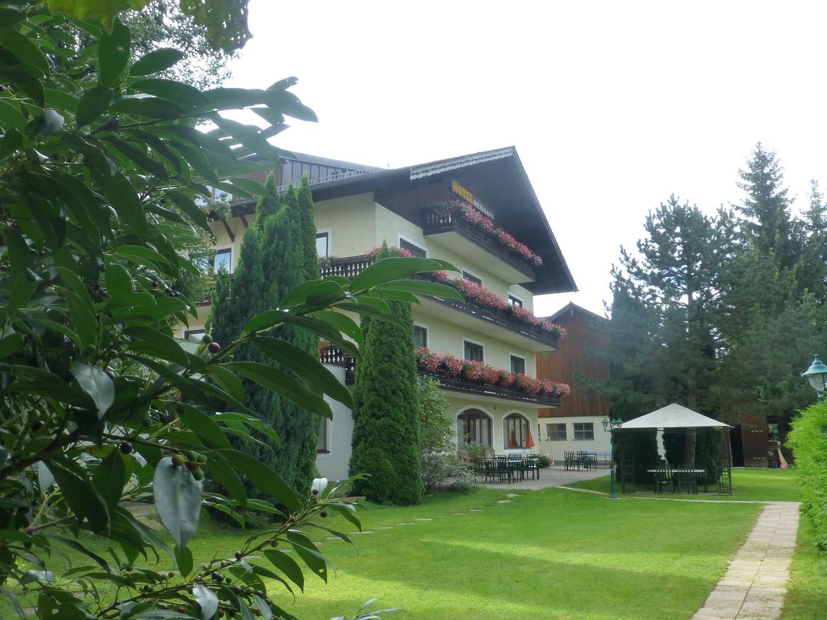 Hotel Weismann Sankt Georgen im Attergau