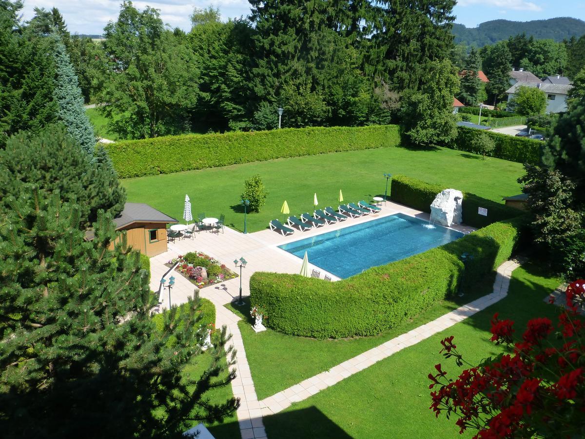 Weismann Hotel